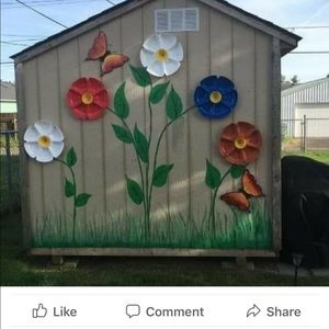 Meet your Posher, Connie